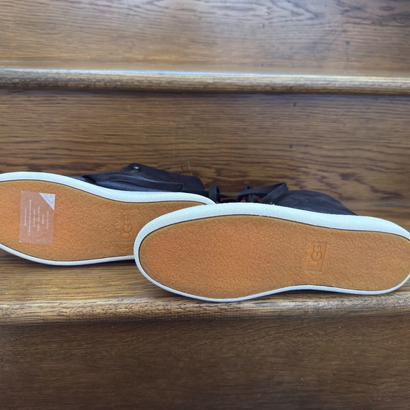 NEW UGG Starlyn high-top trainers - Picture 4 of 12